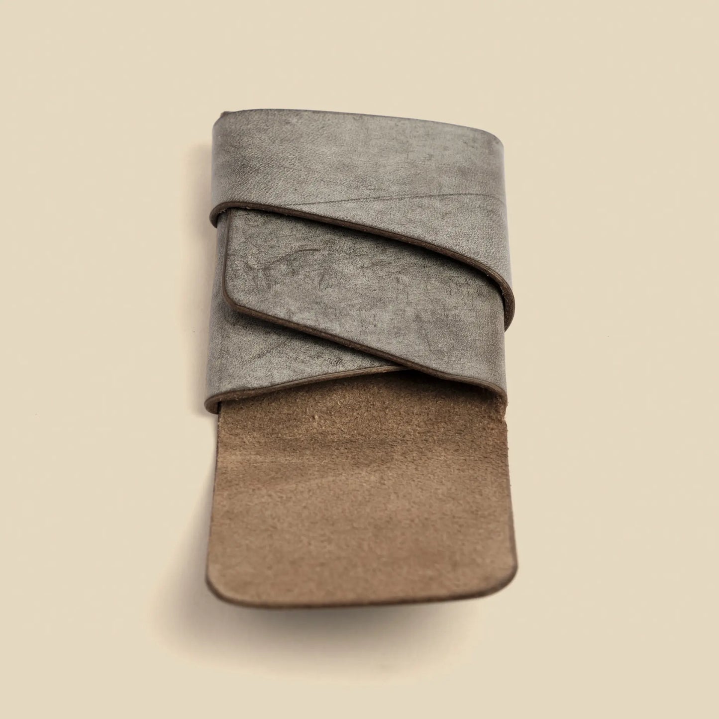 Slim&Savvy cardholder is handmade from genuine, ethically sourced leather, available in multiple colours. 