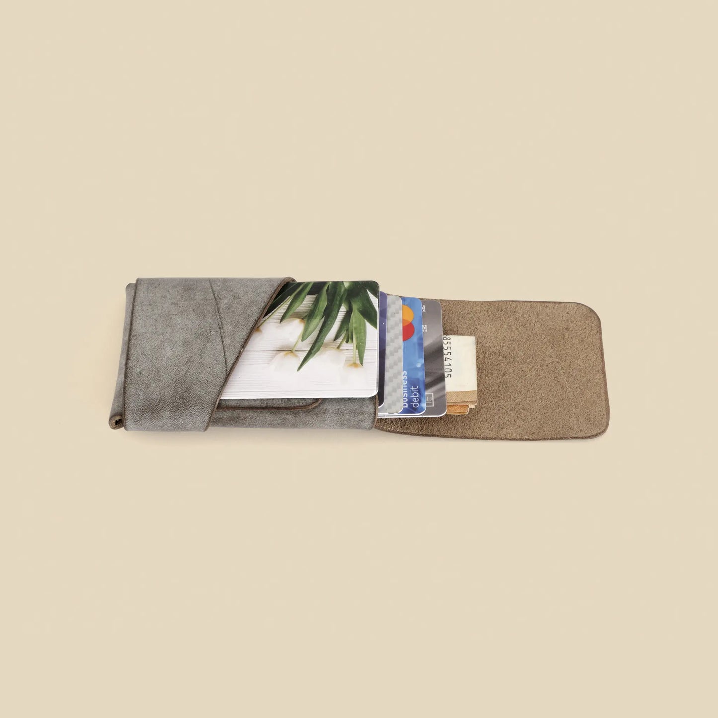 Slim&Savvy cardholder is handmade from genuine, ethically sourced leather, available in multiple colours. 