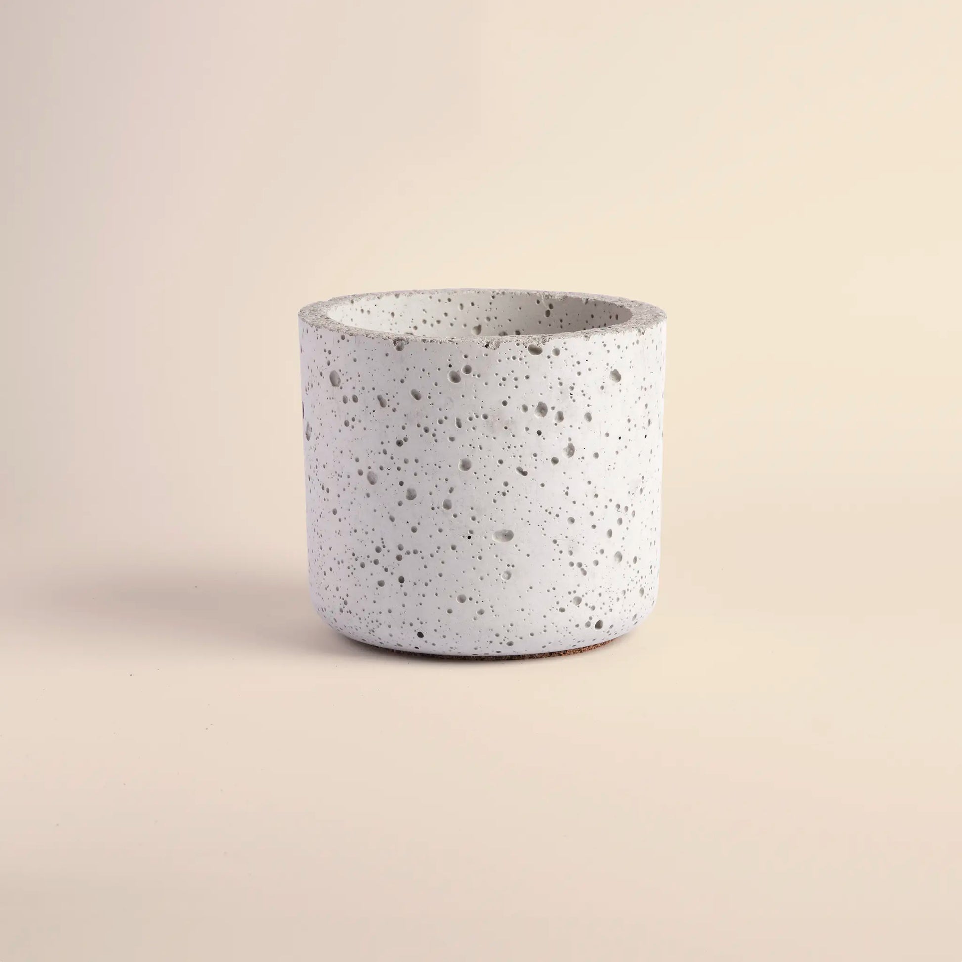 Plant pot handmade from concrete, small. 