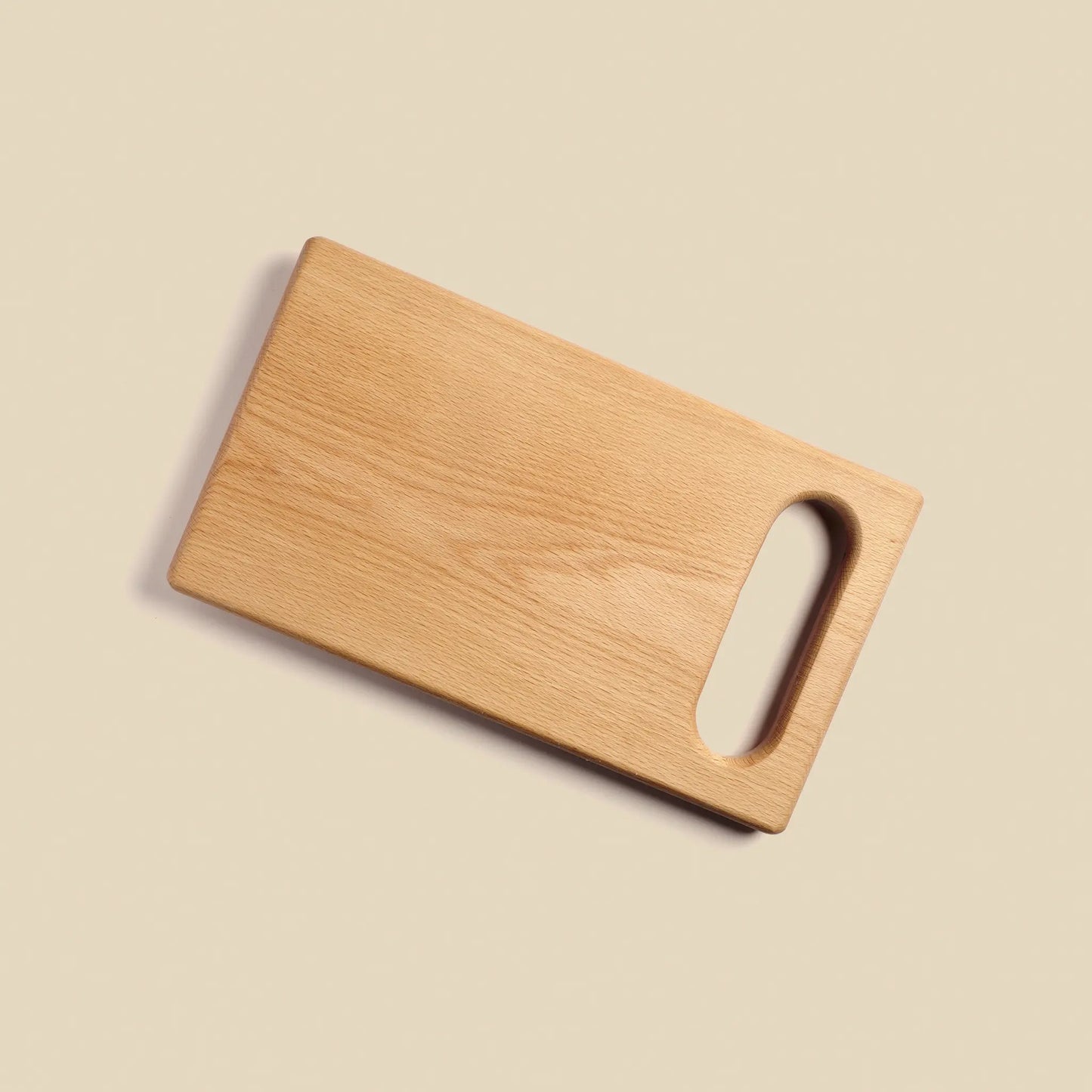 Rad-ish Behaviour Cutting board made from beech wood
